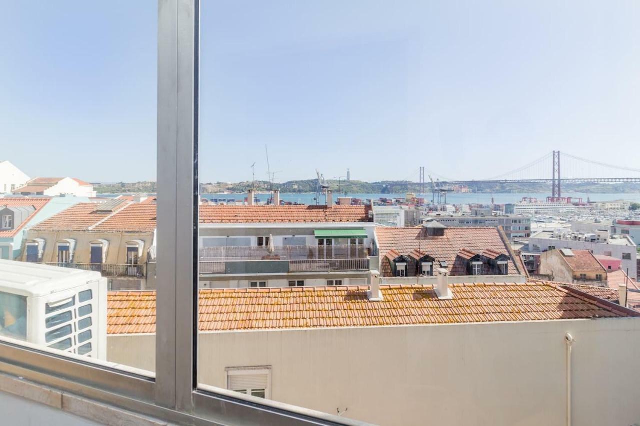 Ola Lisbon - Lapa With Panoramic View II Apartment Exterior photo